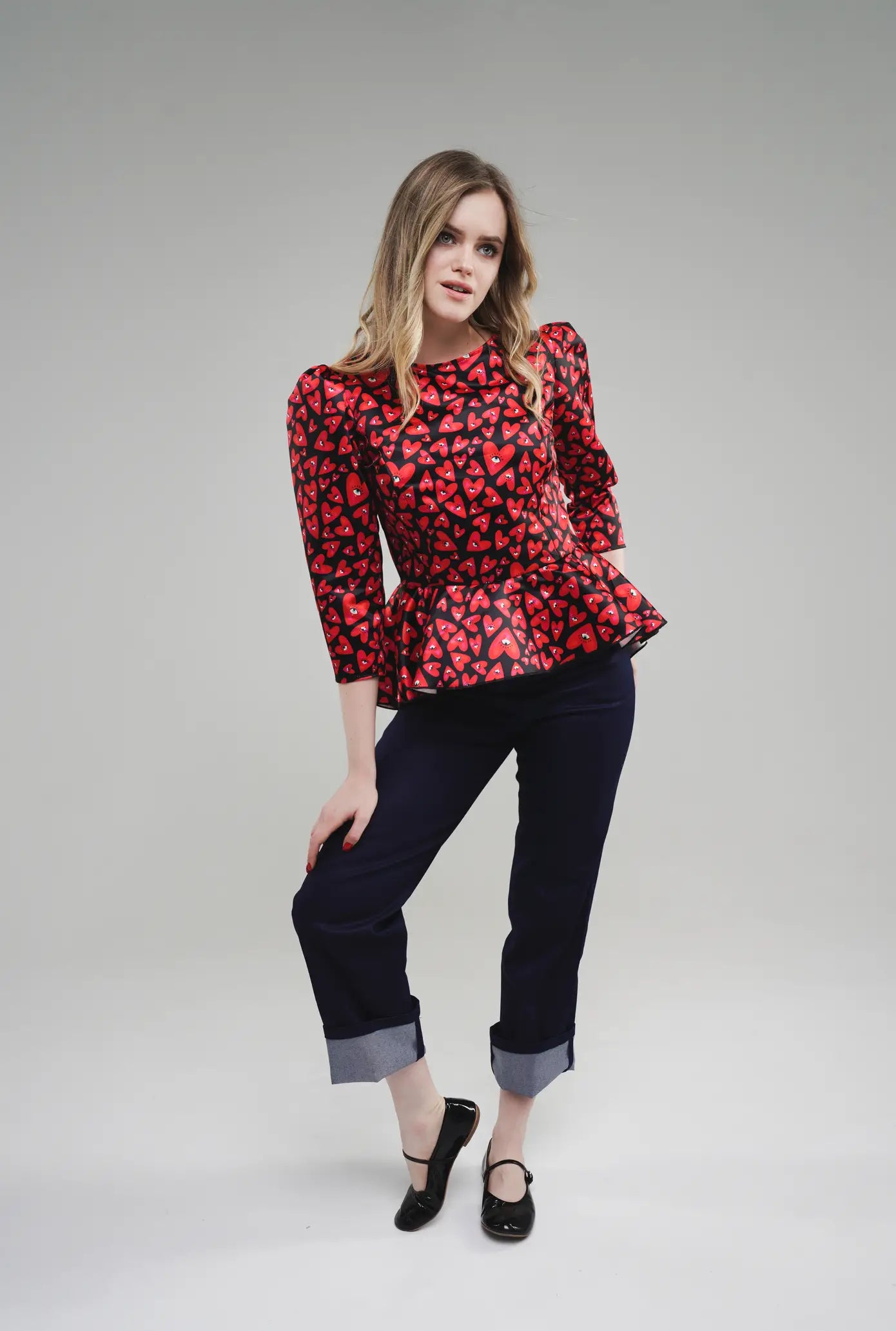 Blouse with puff sleeves and a basque