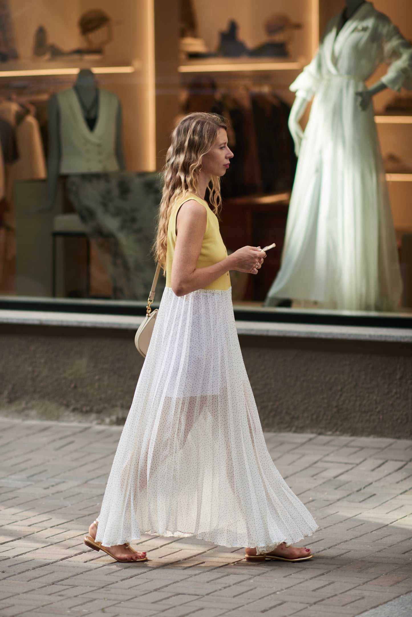 Combined dress with a pleated skirt in polka dot print