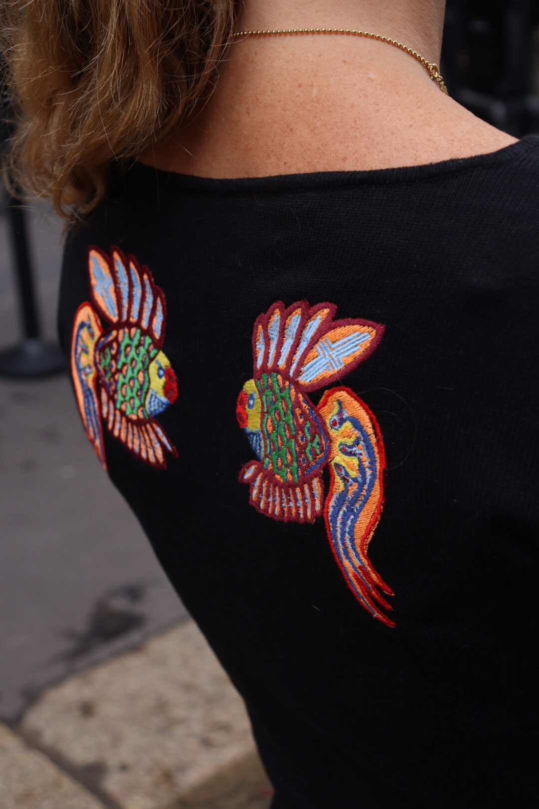 Traje de algodón con bordado "pez de LOVE"