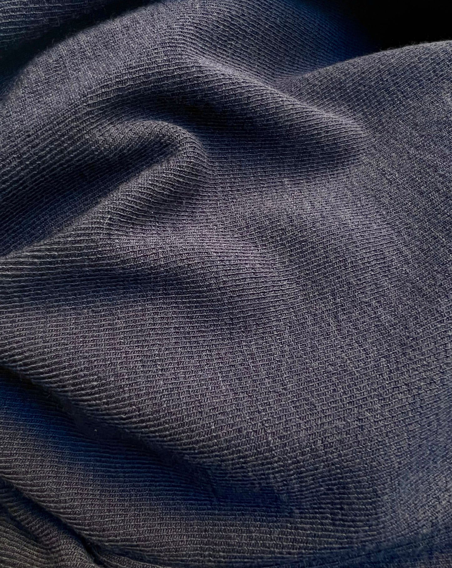 Cashmere blend blue suit with an elongated blouse