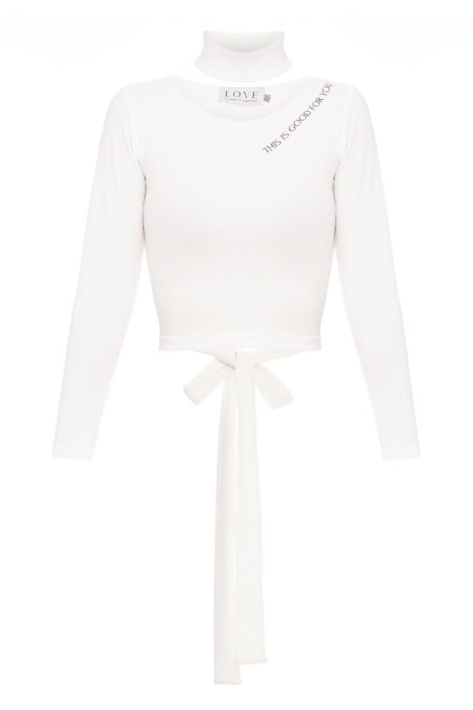 Crop top blanco con cintas en la cintura y en el cuello