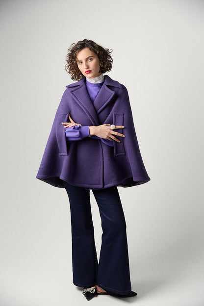 Cape Coat “Back to joyful elegance”