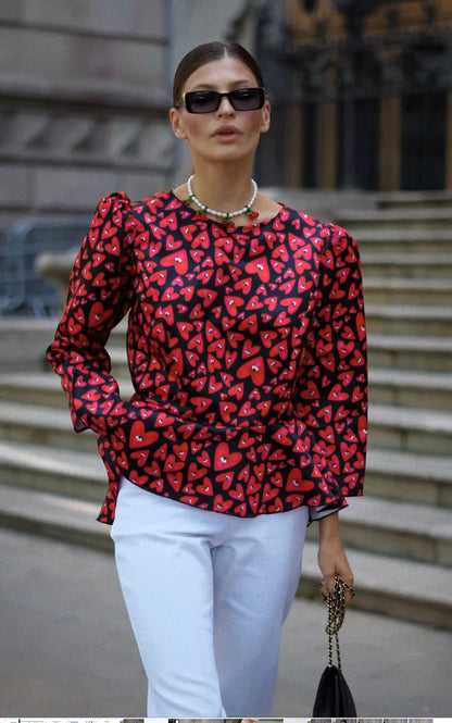 Blouse with puff sleeves and a basque