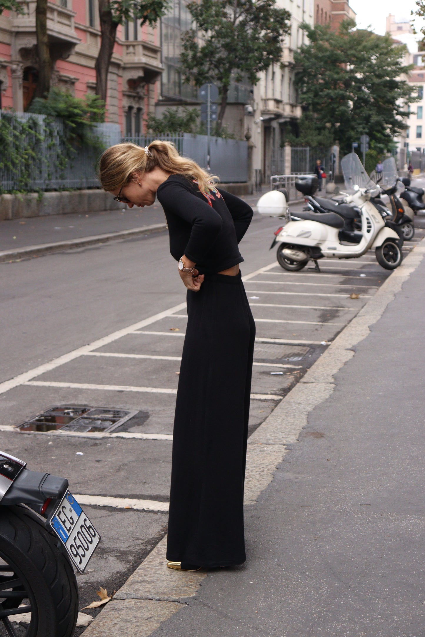 Traje de algodón con bordado "pez de LOVE"